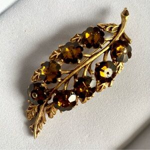 Vintage Leaf Brooch with Brown Rhinestones